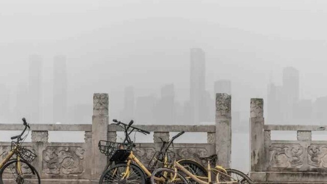 9毛钱骑一周，共享电单车行业再现“彩虹大战”