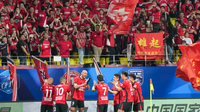 足球——中超：成都蓉城胜青岛西海岸