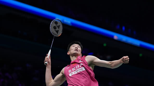 羽毛球——亚锦赛：李诗沣首轮出局