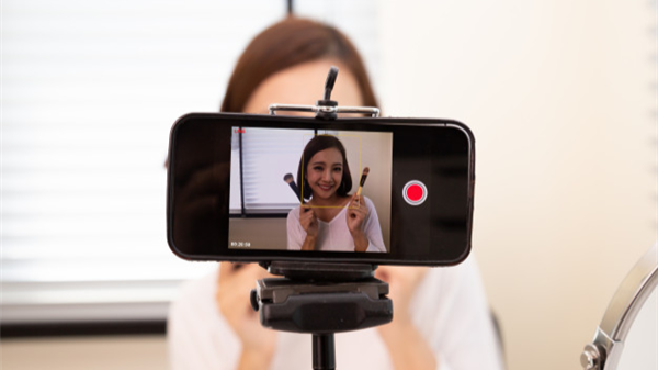 直播生变：给主播打赏时代结束了