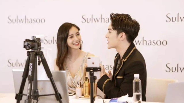 来直播间打工的明星，比横店多