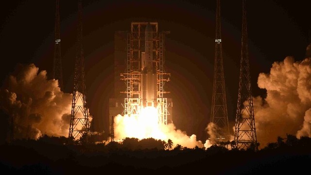 嫦娥五号探测器发射成功！开启中国首次地外天体采样返回之旅