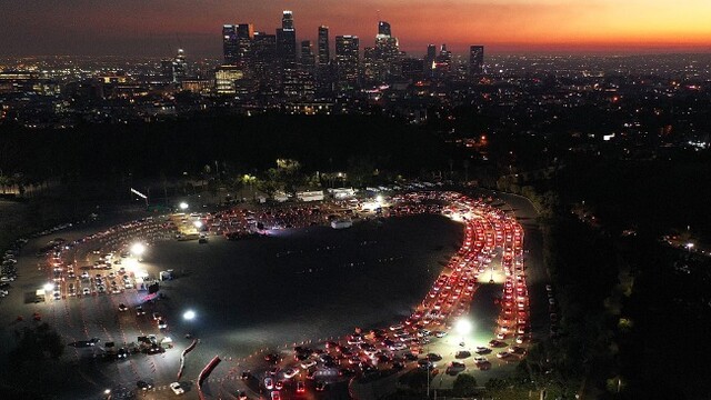 濒临崩溃！美国洛杉矶宣布封锁