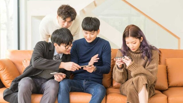 失敬，这届年轻人居然这么会搞钱