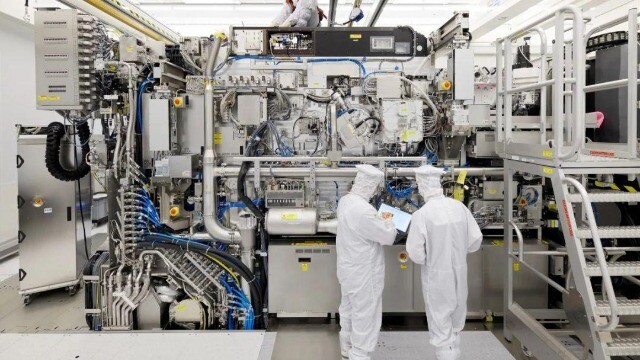 美国“搅局”，荷兰不卖！中国光刻机，出路在哪？