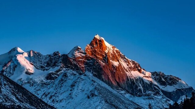 山野与梦想：四姑娘山为何如此迷人？