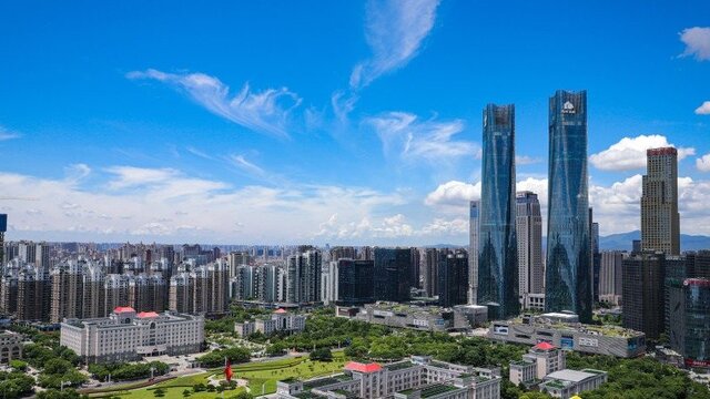 南昌：天朗气清 春意盎然
