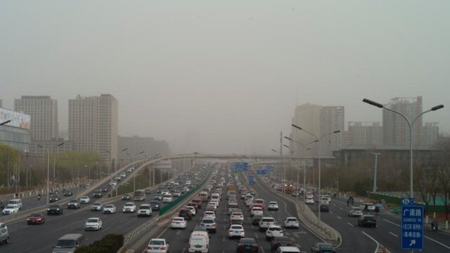 中国严重沙尘污染范围继续扩大