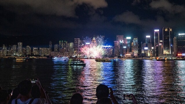 国庆烟花汇演回来了！香港将推出一系列活动和优惠措施迎国庆
