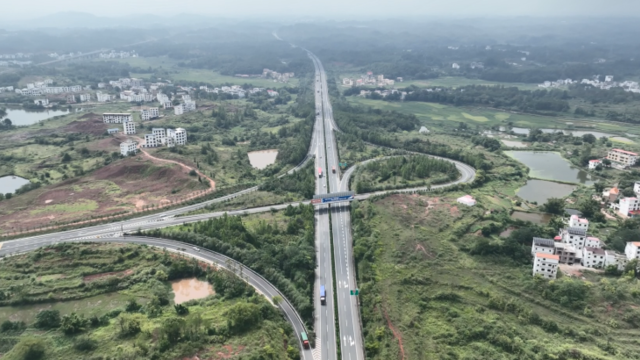信雄高速（赣粤界）正式通车