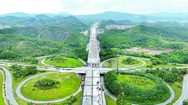 赣南大道快速路预计年底建成2.8公里高架