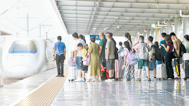暑运以来 抚州站发送旅客近23万人次