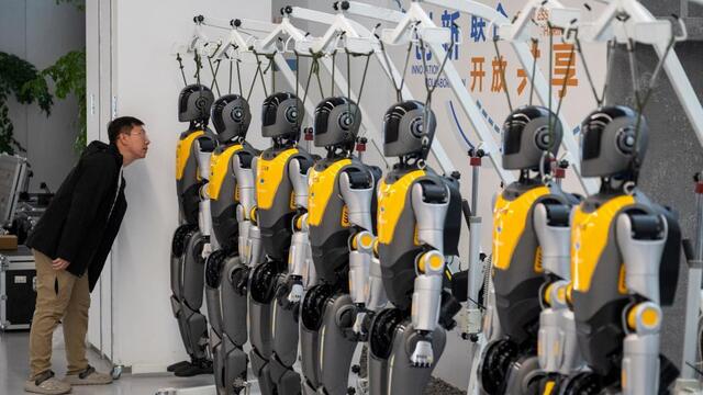 15万亿元新增贷款投向哪里？——透视我国前10个月金融数据