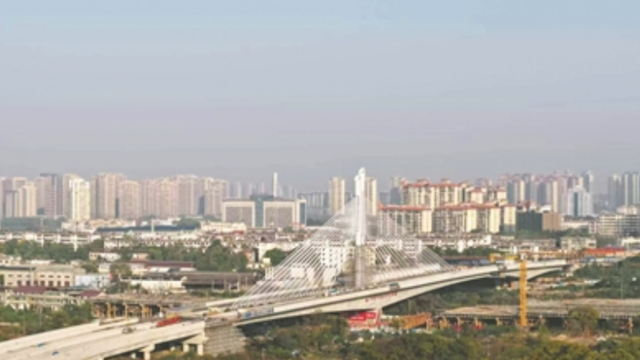 近4万吨“空中巨无霸”！鹰潭跨铁路特大桥转体成功