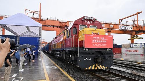 中欧班列（成渝）五年成绩单：累计开行超3.8万列 通达全球超百城