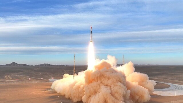 一箭双星问天　坐标：酒泉