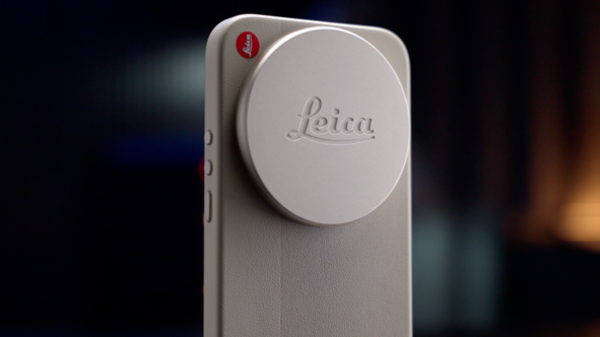 联名徕卡三年后 小米造了一台“不像小米”的手机