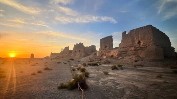 这份专属攻略，带你解锁敦煌边塞秘境的冬日浪漫