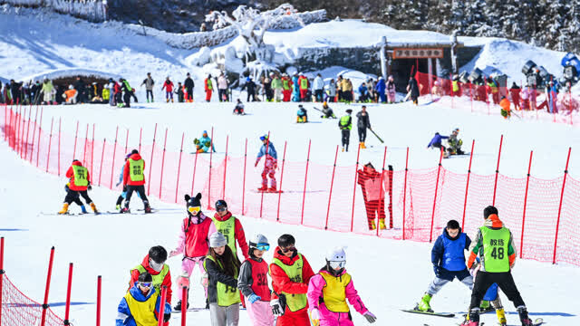 乐享冰雪迎新春