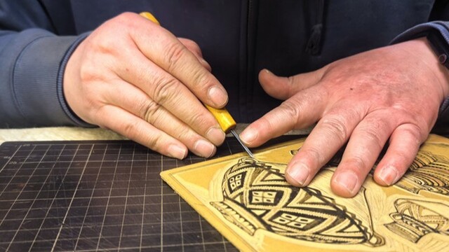 敦煌飞天彩陶纹样走新了　非遗传人打破“刻板”印象