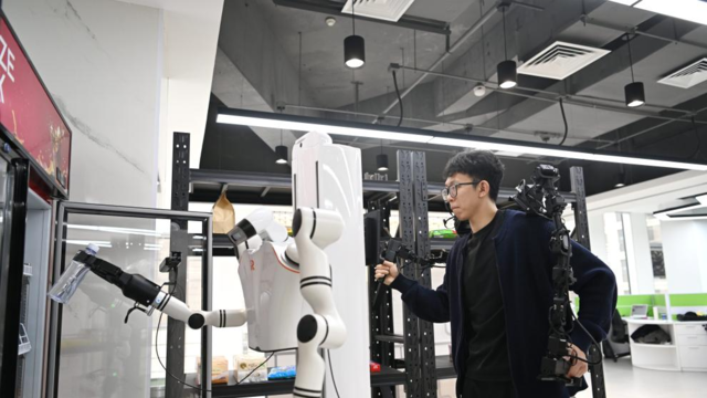 探访雄安新区“机器人学校”