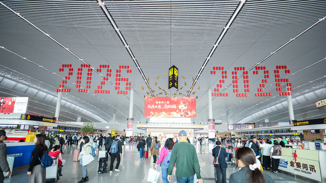 增速居全国十大机场之首！江北国际机场一季度国际客运吞吐量达73万人次