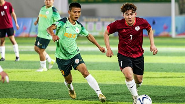 甘肃两当村超首战平局