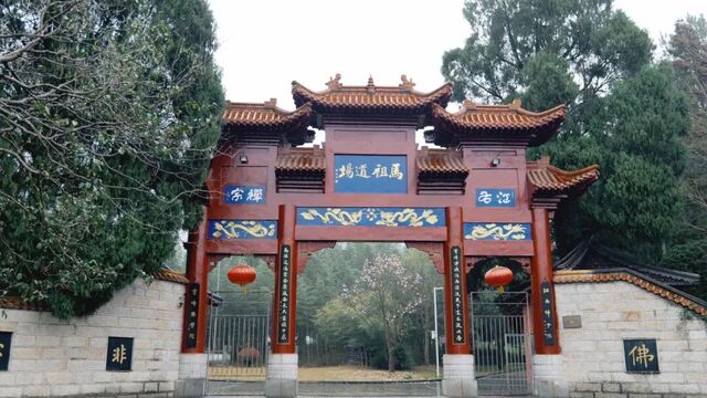 心游宝峰思马祖！千年禅庭风骨，藏在江西这座没有被“污染”的山里