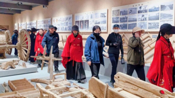 两关承古韵　阳关玉门关旅游区打造“文化使者”队伍
