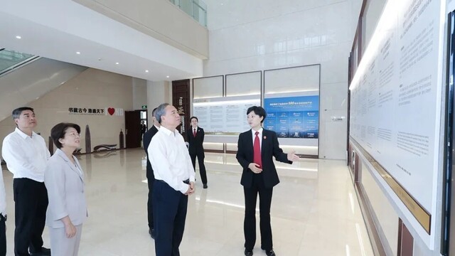 王成：奋力建设更高水平平安宁波法治宁波