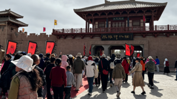 在阳关玉门关　邂逅一段有凉意的丝路时光