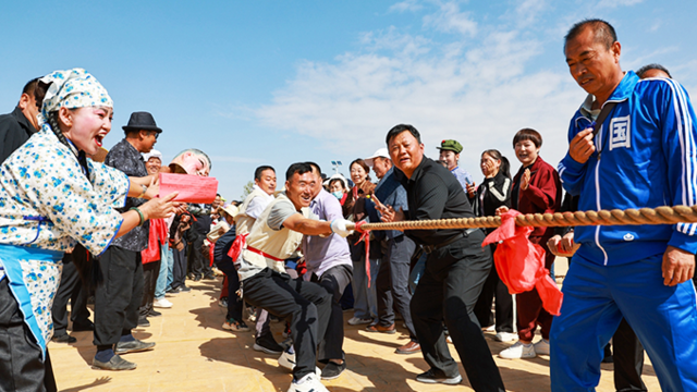 甘肃金塔：民俗趣味运动会欢乐无限