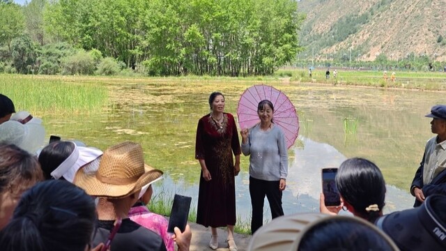 村民成歌手古调变潮音　看陇上花儿如何“遗”见倾心