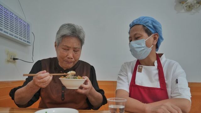 幸福食堂惠民生