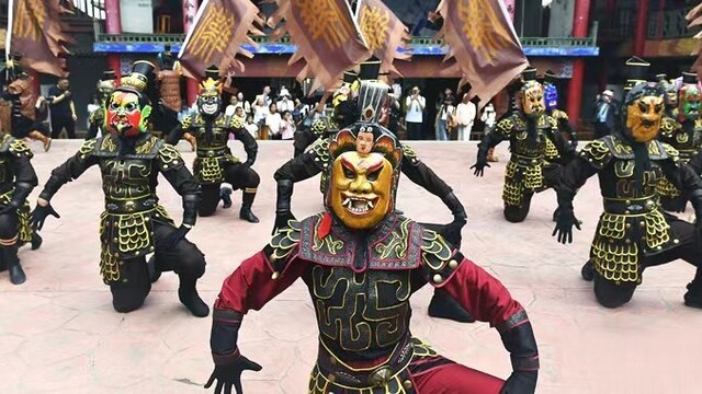 傩舞映古镇　兰州解锁“非”一般玩法