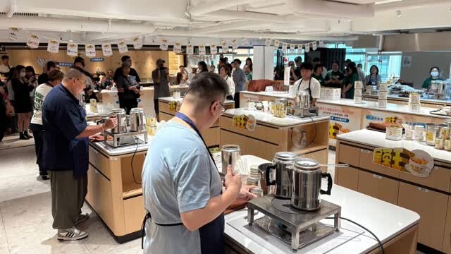 2026金茶王大赛香港区初赛举行，八强选手晋级角逐港式奶茶“金茶王”