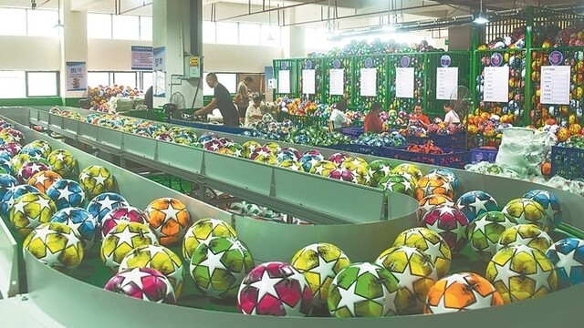 小足球大产业