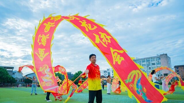 盛夏不减全民健身“热”
