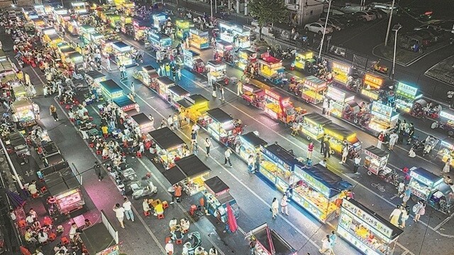点亮城市夜经济