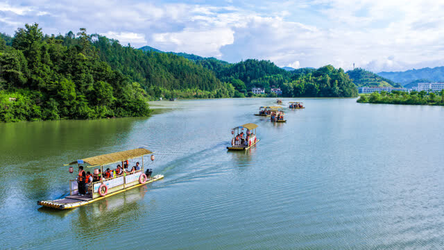小漓江旅游景区旅游热