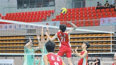 “扣”响青春，400余名少年同台竞技