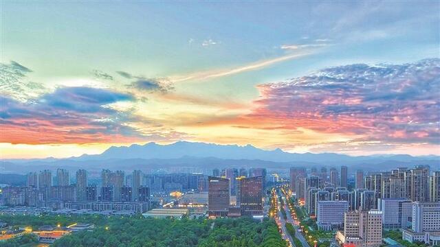 遥看饶城天际线