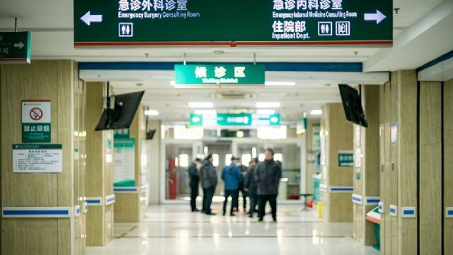 超 8 成受访医生在工作中用过豆包，这份调研揭示了什么？