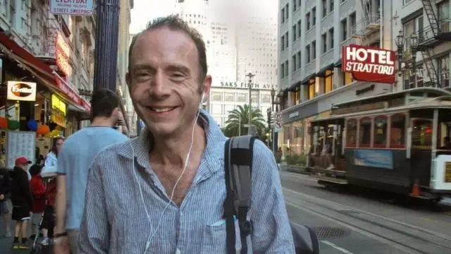 世界上首位 HIV 治愈者：柏林病人， Timothy Ray Brown，由德国柏林夏里特大学医学院 Gero H&uuml;tter 团队在 2008 年披露，2020 年去世。（图源：NewsNowgr）