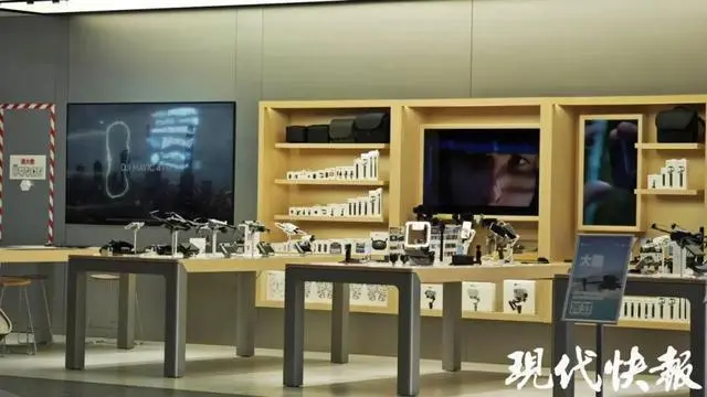 线下大疆门店专柜