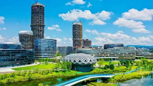 成都大一新生OPC创业，实现月入过万