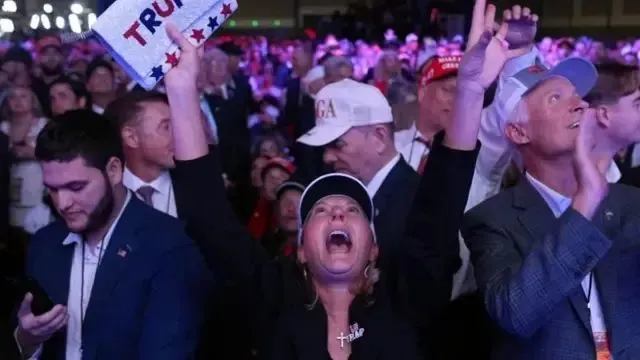 ����������ͳ��ѡʱ��֧���ߡ�������ŵ��һ��֮���ö���ͣս����ͼԴ��BBC