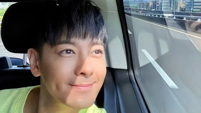 ▲林志颖传将于27日进行脸部手术。 （图／翻摄自Facebook／林志颖 Jimmy Lin）