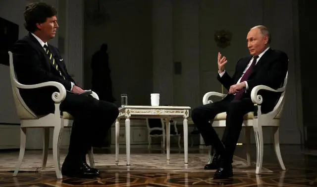 【特朗普的死忠媒体人曾专访过普京】