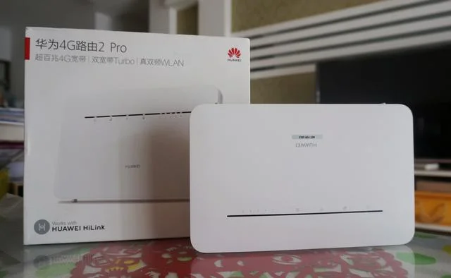 突破宽带模式限制，畅享随身WiFi模式！华为4G移动路由2 Pro上手-华为移动随身wifi4g无线路由器怎么连接